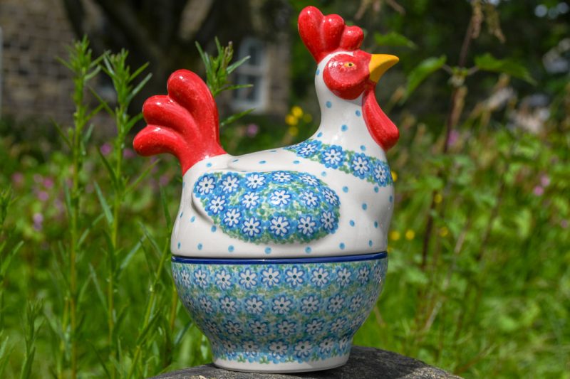 Turquoise Daisy Hen on Nest small Egg Container by Ceramika Artystyczna.