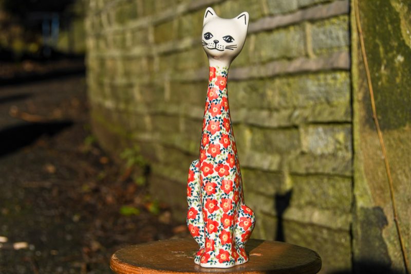 Polish Pottery Ditzy Red Flower Tall Cat by Ceramiika Manufaktura.